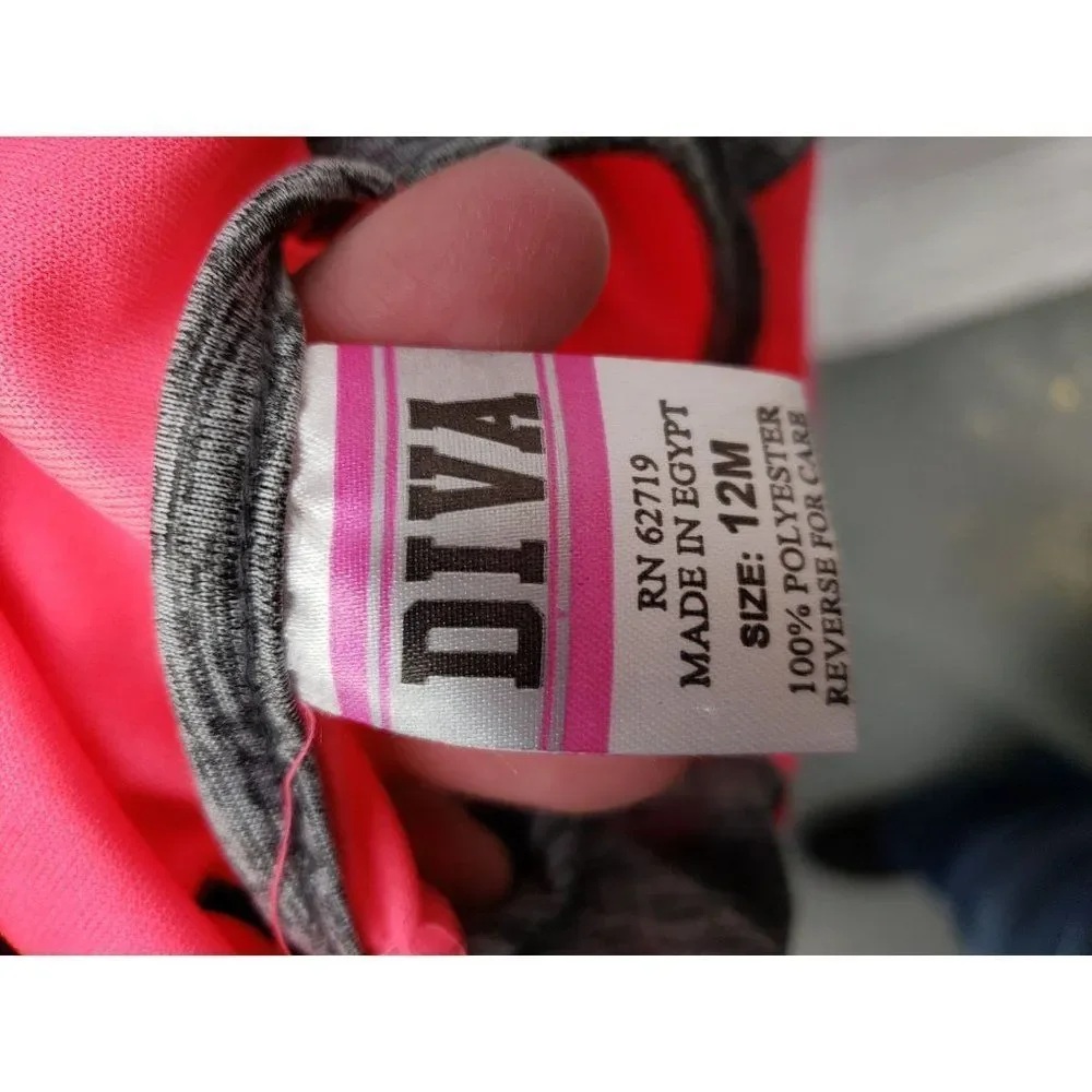 Diva hot pink